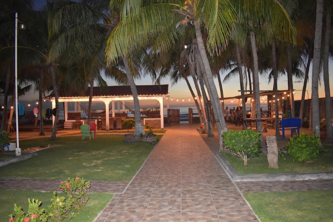 Solid Surf Camp Hostel Nicaragua Transito Kültér fotó